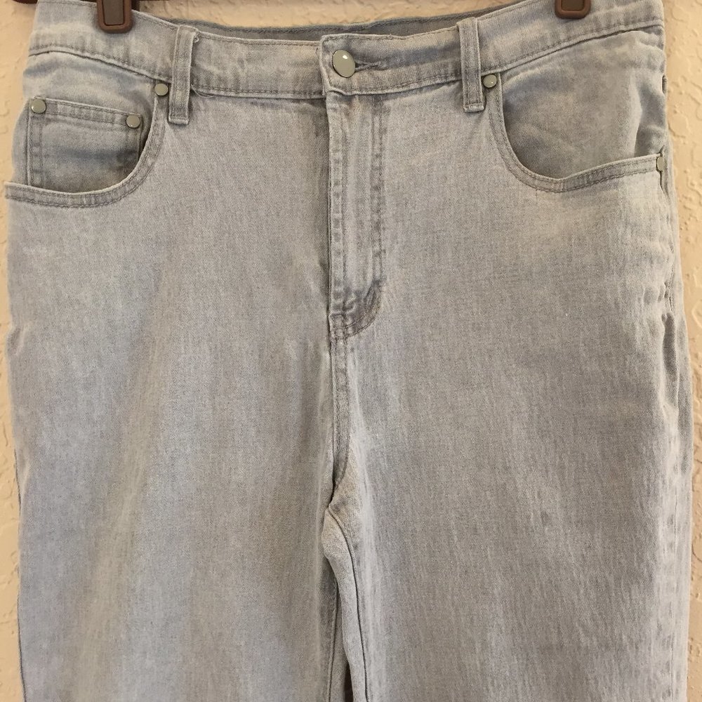 DG2 Diane Gilman Lt Grey BootCut Jean Sz 8
